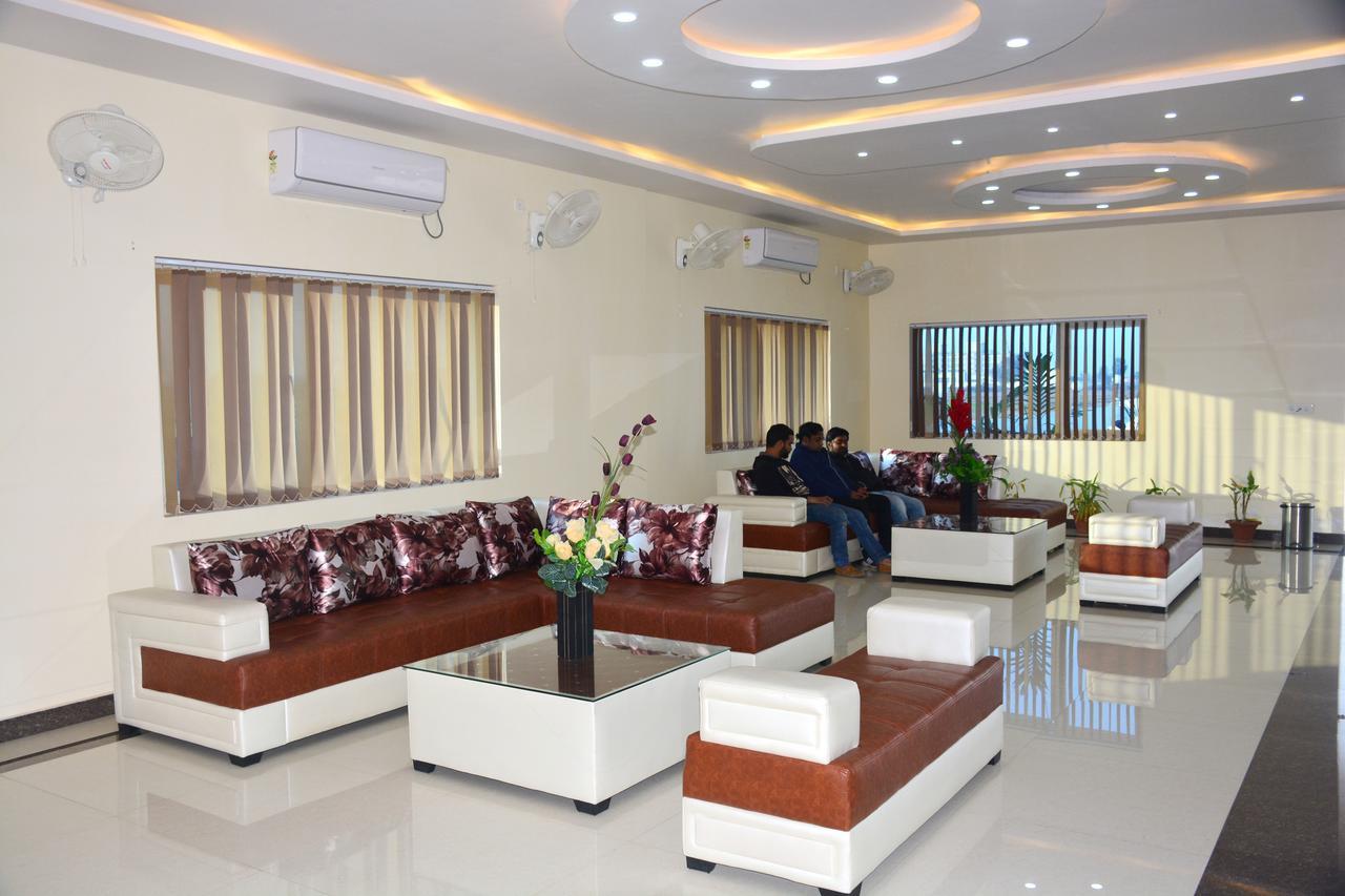 Hotel Mariya Бодх-Гая Экстерьер фото